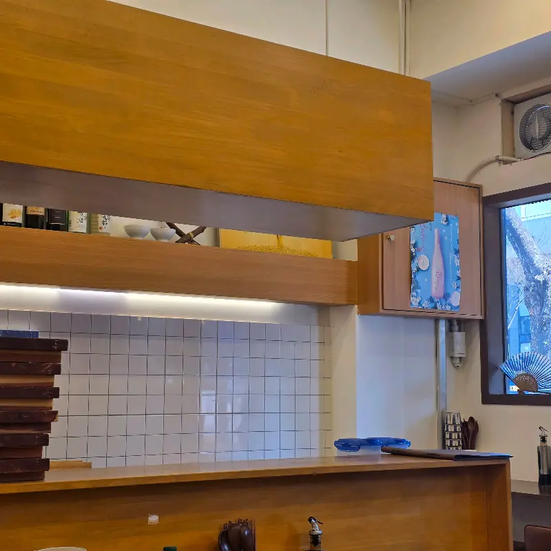 스시나루 내부 인테리어