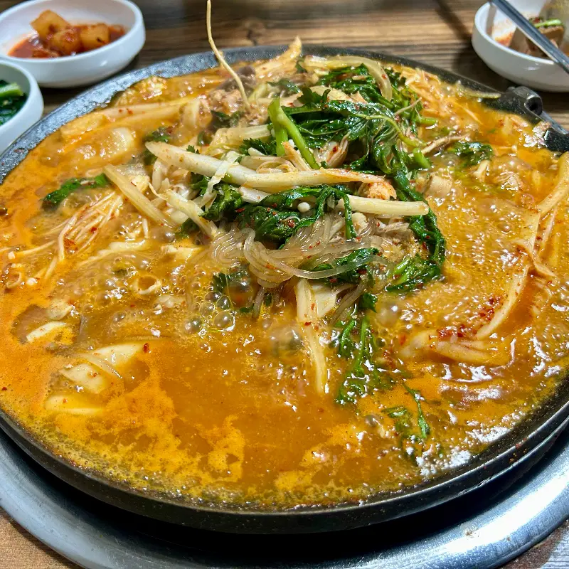 맛깔나는 갑을식당 전골 한상차림