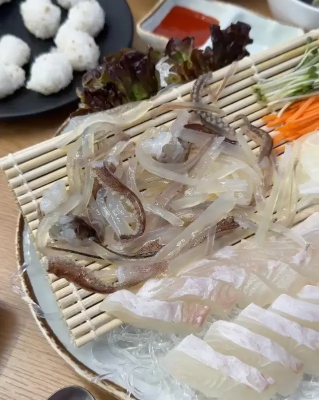 신선한 해산물 모듬