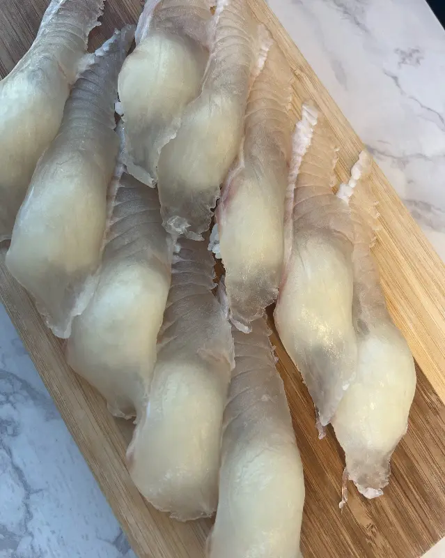 신선함이 느껴지는 흰살 생선회