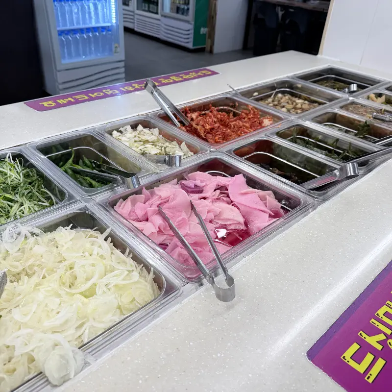 일품대패 샐러드바