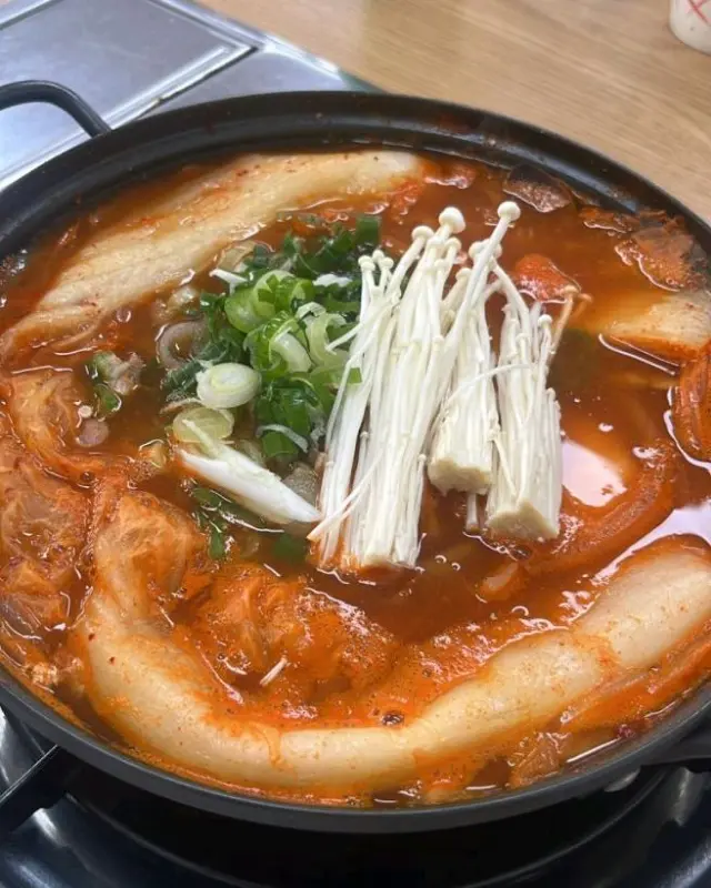 천수만 꽃게장 메뉴