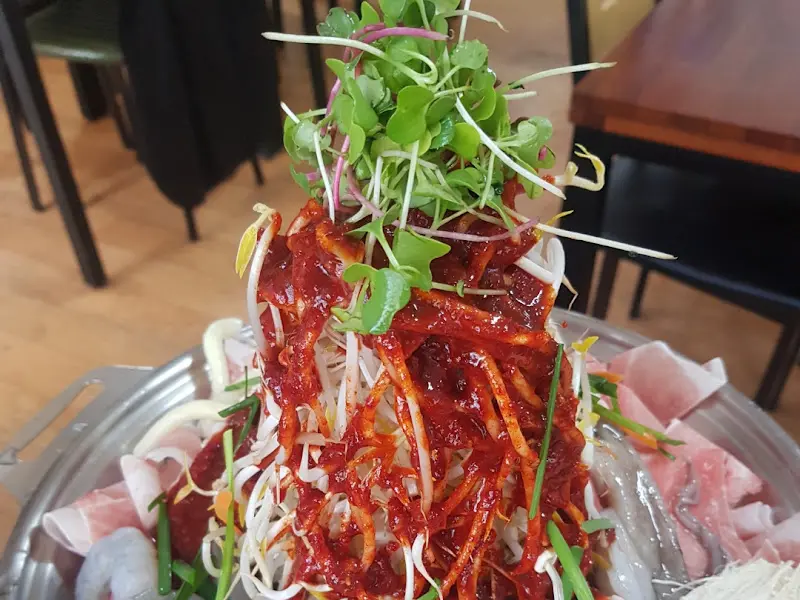 푸짐한 숙주 불고기