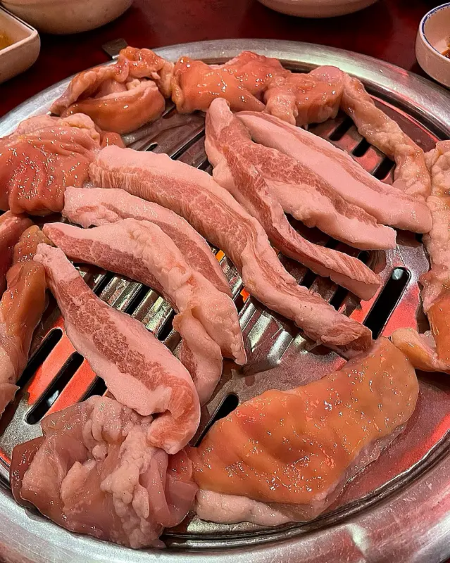 타레 야끼니꾸의 다양한 고기 메뉴