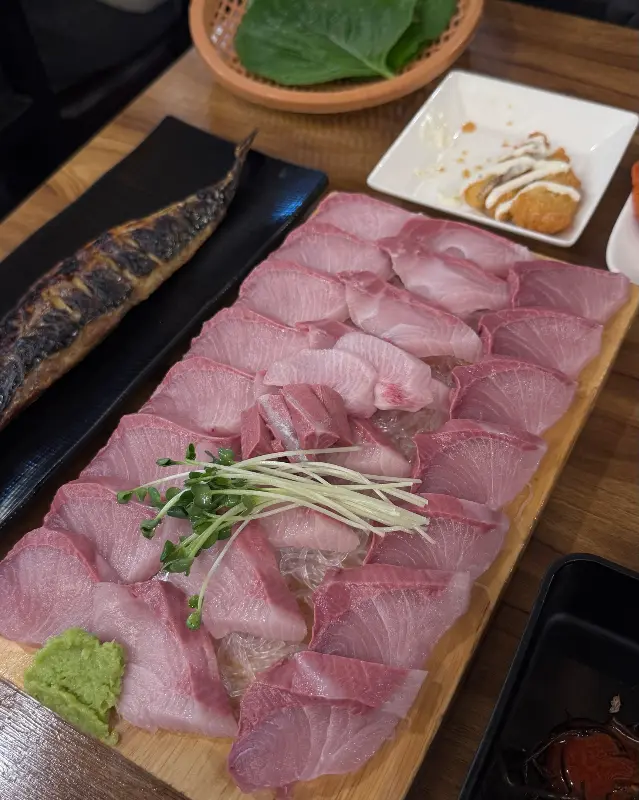 활어장군에서 맛본 싱싱한 회