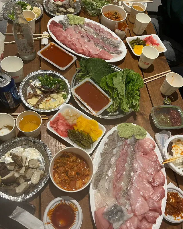 신선함이 느껴지는 회 한 상