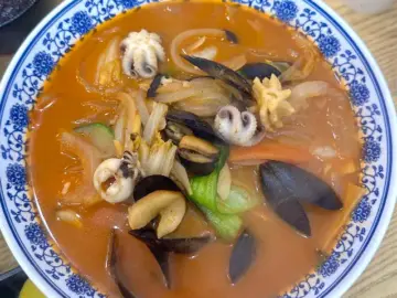 인천 논현동에서 맛보는 추억의 짬뽕 맛집, 굿짬 본점의 푸근한 인심