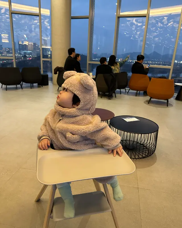 아기와 함께 방문하기 좋은 카페