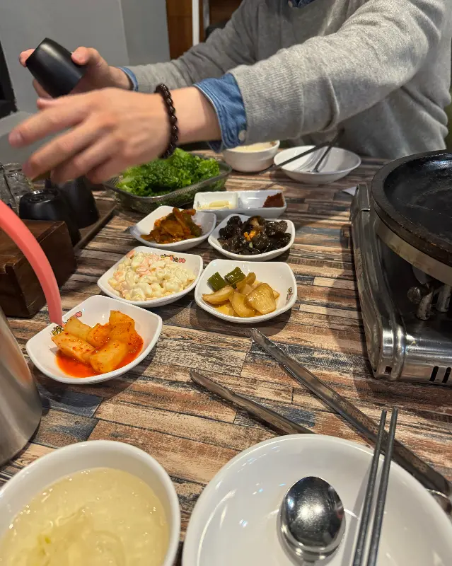 깔끔한 테이블 세팅