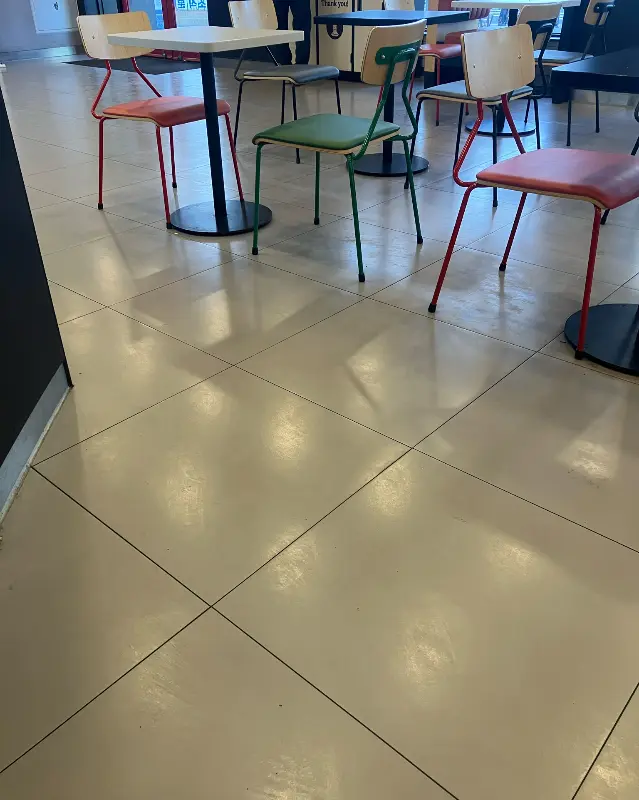 버거킹 내부 테이블 좌석