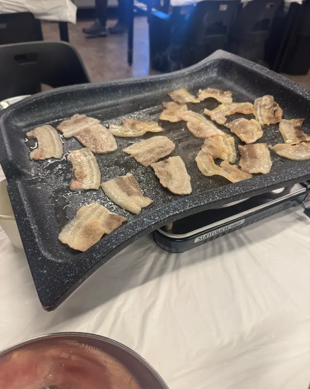 구워지고 있는 냉삼겹살