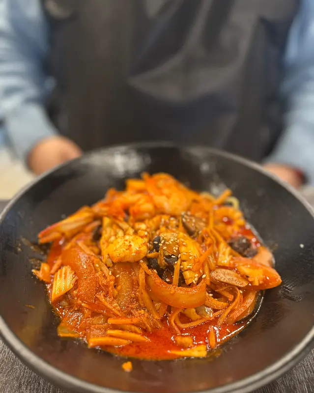해산물이 듬뿍 들어간 간짬뽕