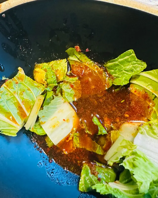 흑돼지와 함께 싸 먹는 쌈 채소