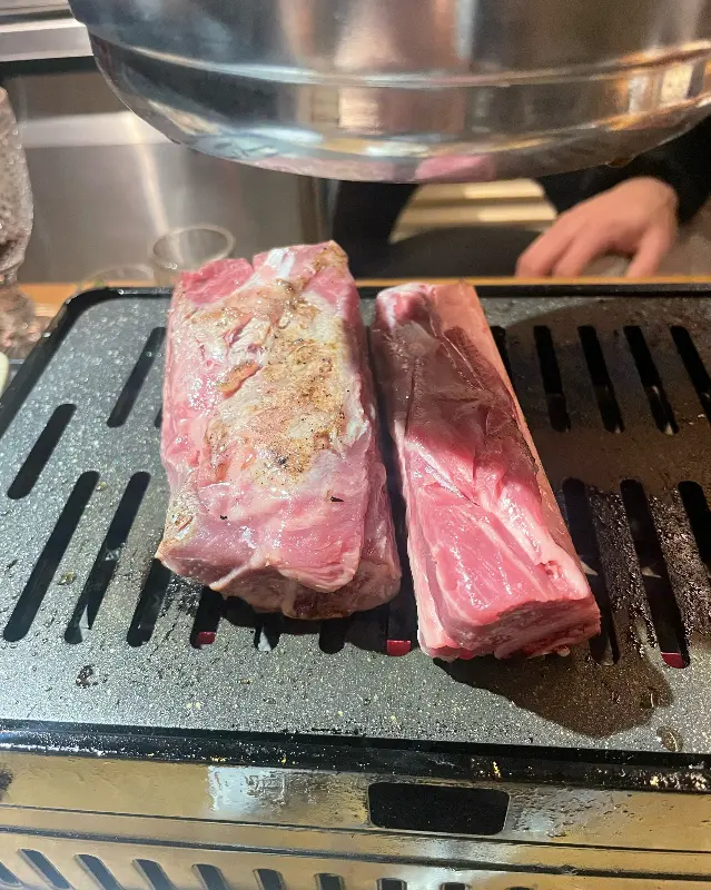 숯불 위에 올려진 우대갈비