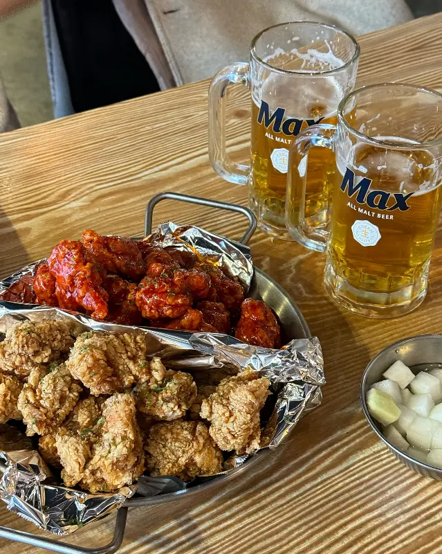 치킨과 맥주의 환상적인 조합