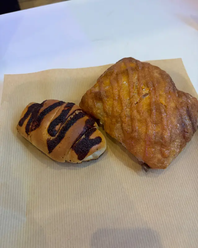 페스츄리와 초코빵