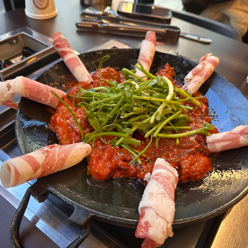 쭈꾸미와 미나리, 삼겹살