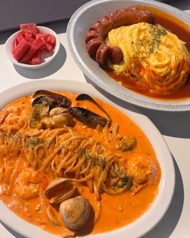 로제 해물 파스타와 오므라이스