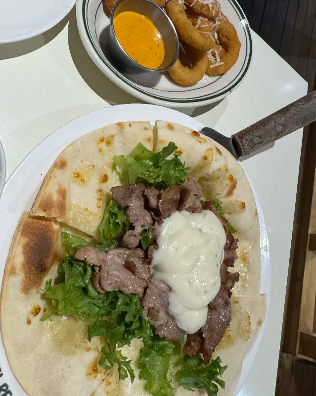 쌈 싸먹는 피자