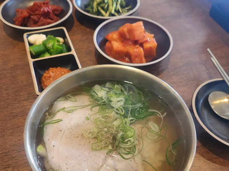 온정가에서 맛본 잊지 못할 청곰탕 한 상