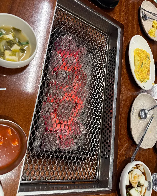 지산목 내부 인테리어