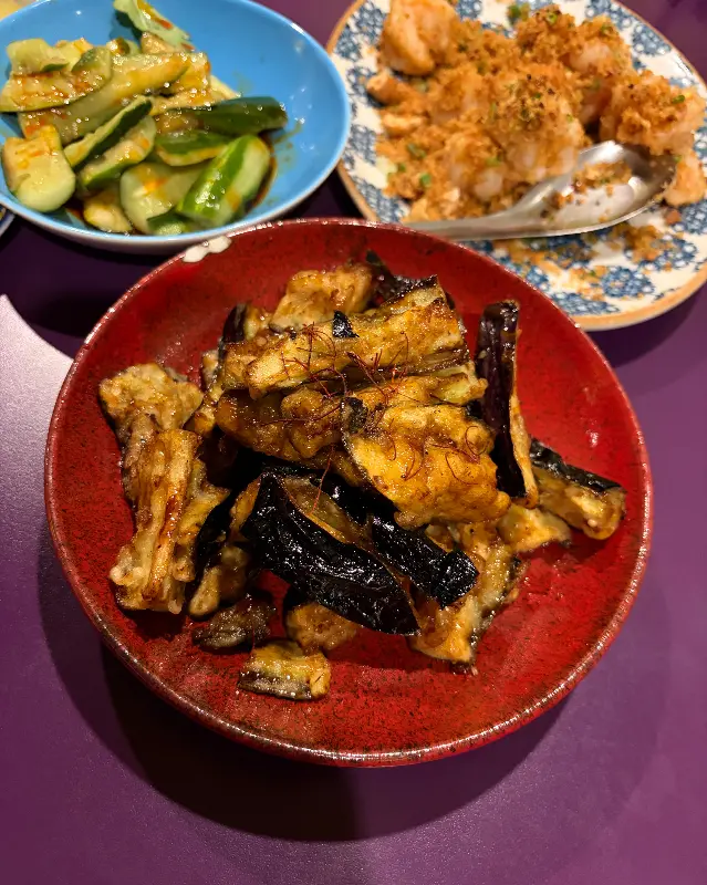 케이아틱 메뉴들 (가지튀김, 오이무침, 비풍당)