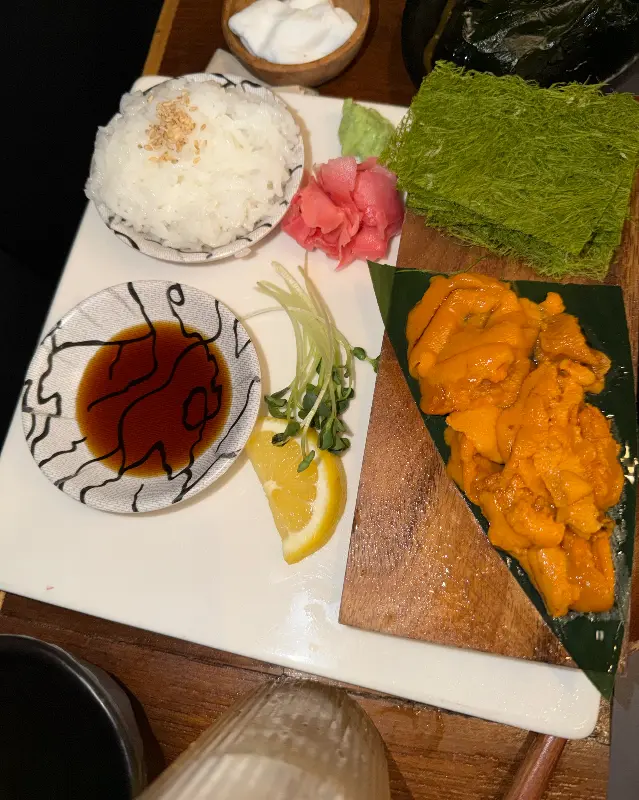 입안에서 살살 녹는 딱새우회