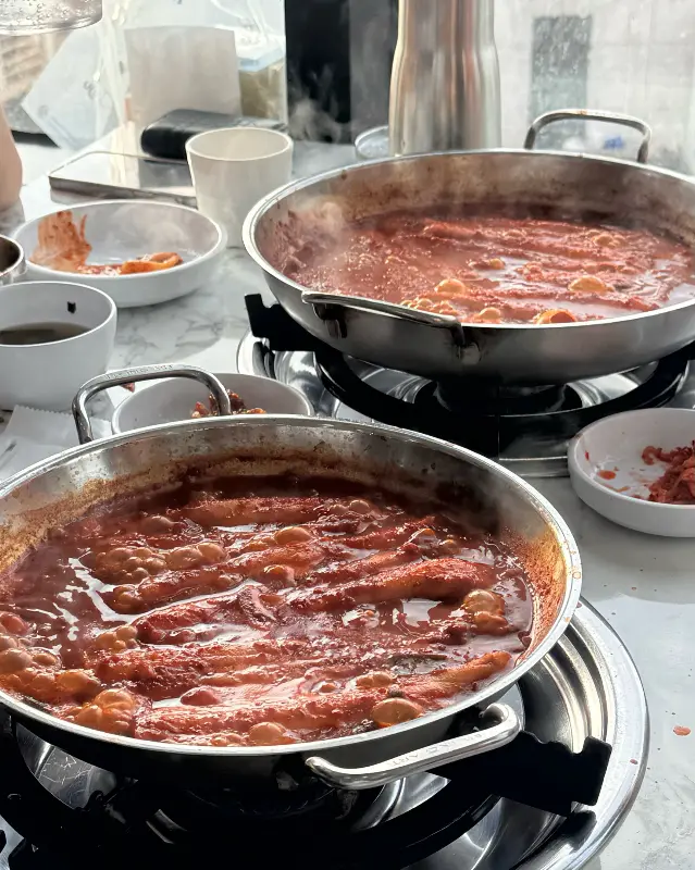 갈치조림이 담긴 냄비