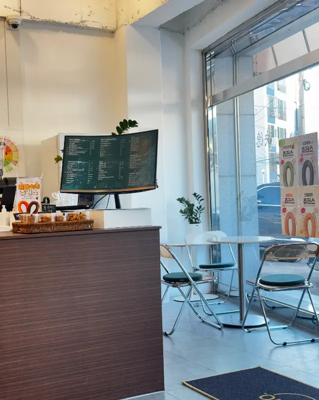 카페 내부 모습