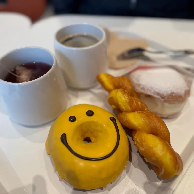 도넛 단체 사진