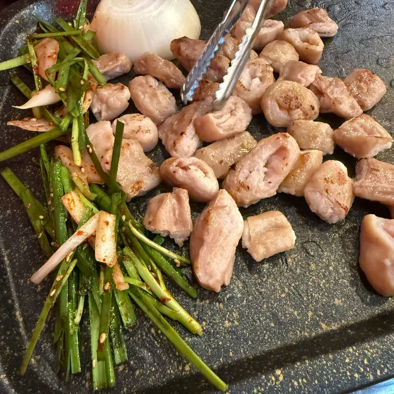 맛있게 익어가는 막창