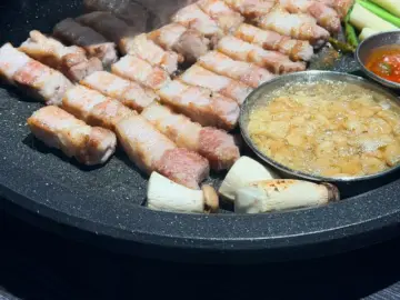 침샘 자극하는 포항 효자동 숙성 삼겹살 맛집 돈, 미식 실험 보고서