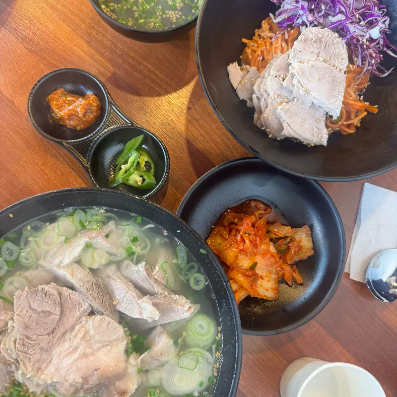 고기국수 한상차림