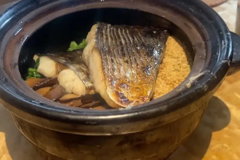 삼치 솥밥의 자태