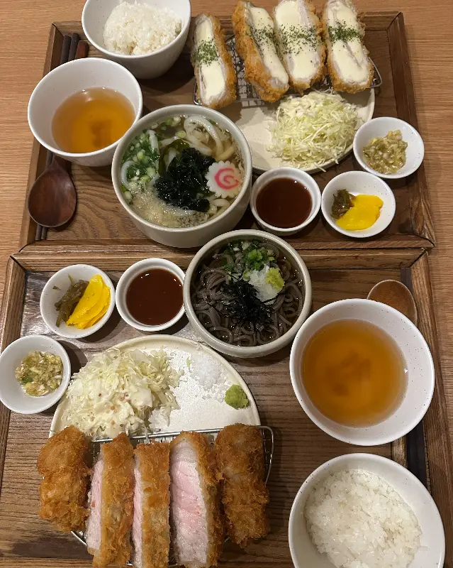 돈까스와 우동의 완벽한 조화