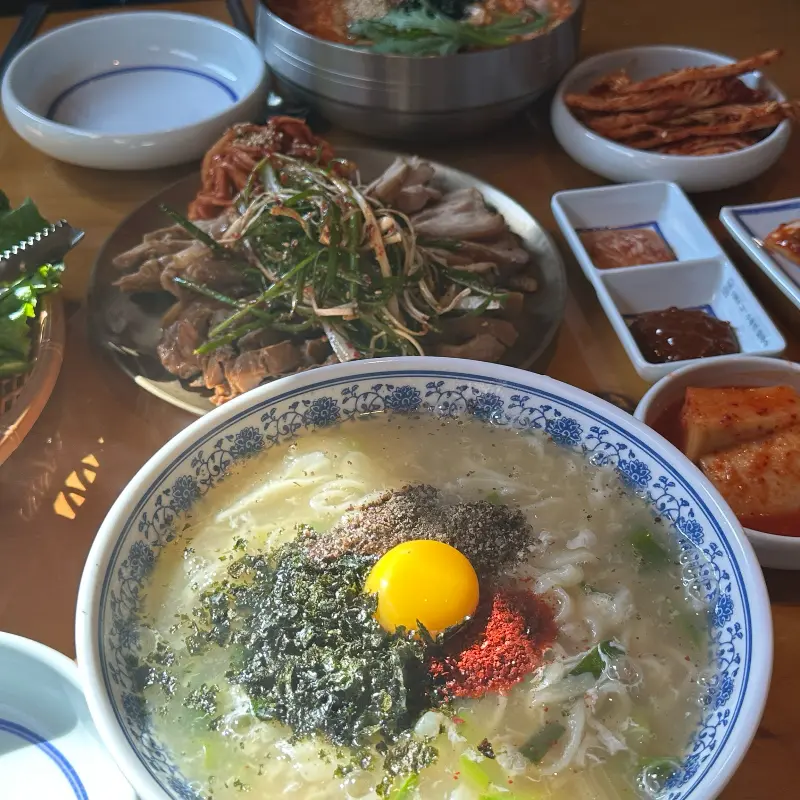 푸짐한 한 상 차림