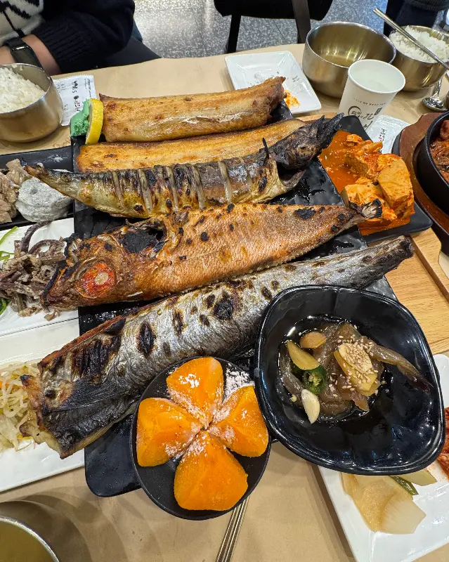 모듬 생선구이 한 상 차림