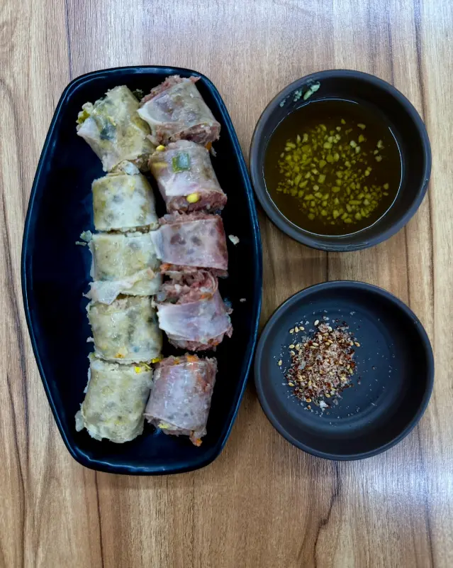 윤기가 흐르는 순대