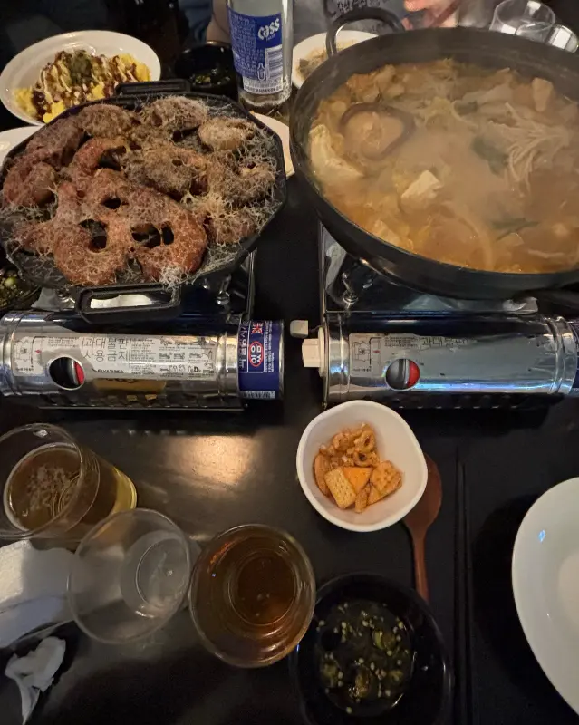 새우 퐁듀와 모츠나베 한 상 차림