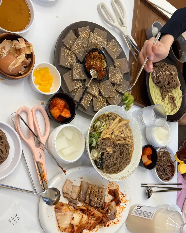 푸짐한 한 상 차림