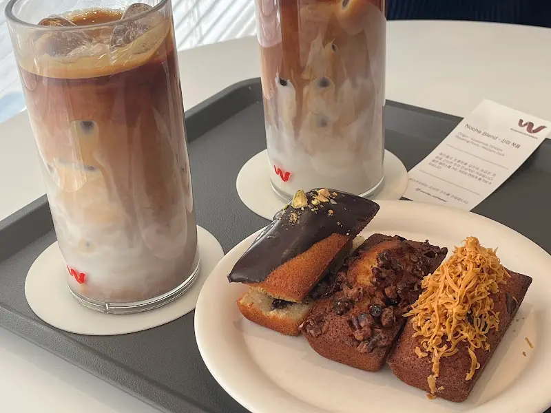 분더커피바 음료와 디저트
