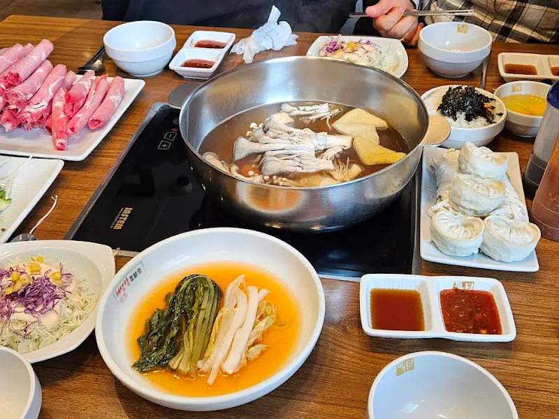 채선당 샤브샤브 전체 상차림