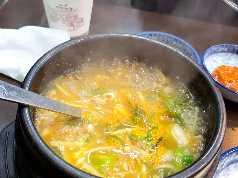 보글보글 끓고 있는 된장찌개