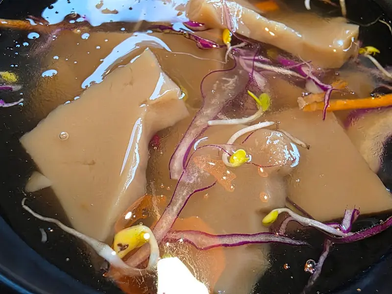 시원하고 깔끔한 묵사발