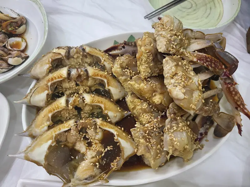 간장게장의 먹음직스러운 모습