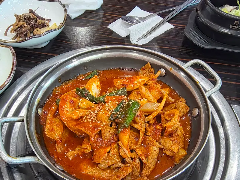 우렁 쌈장과 돼지불백