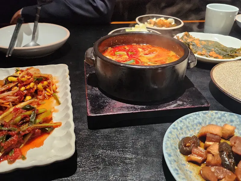 서비스 순두부찌개