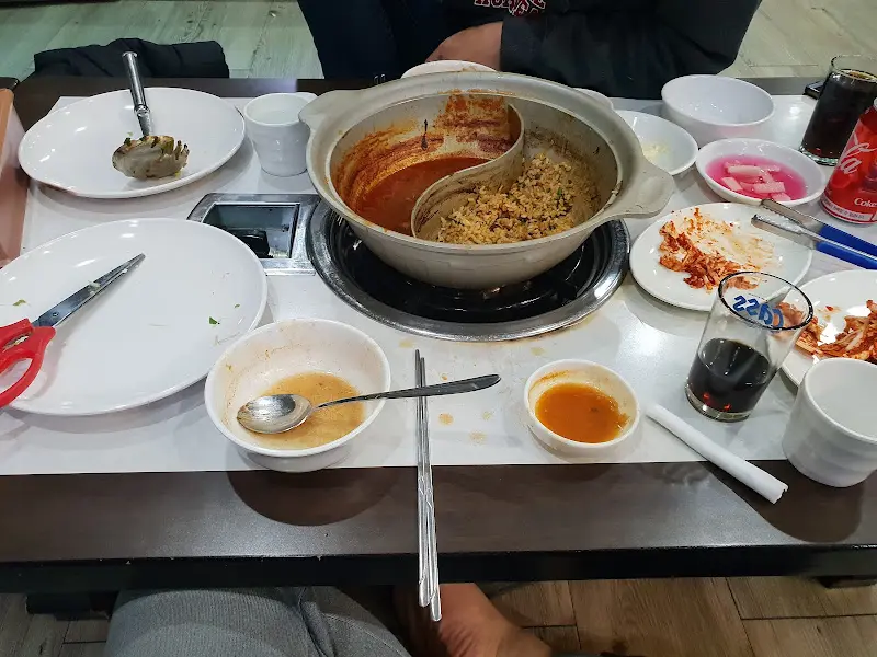 채선당 식사 후 테이블