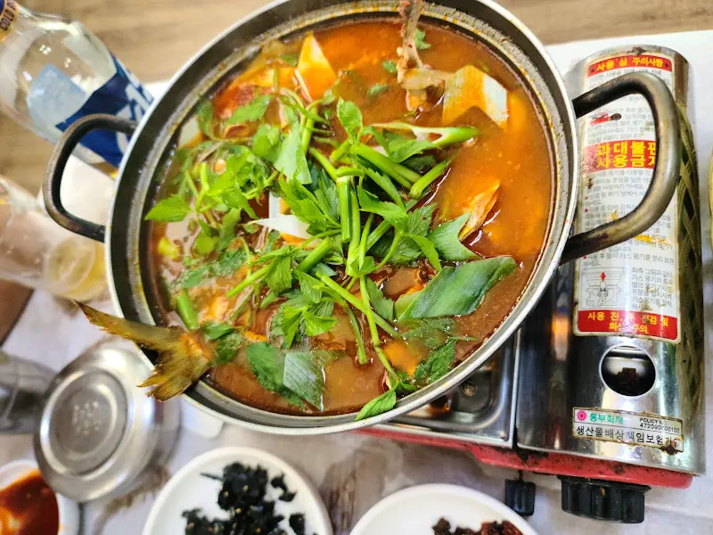 매콤칼칼한 매운탕