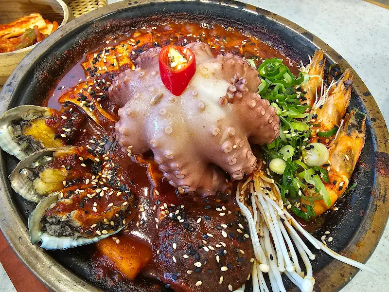 매콤한 양념이 밥도둑인 순살통갈치조림